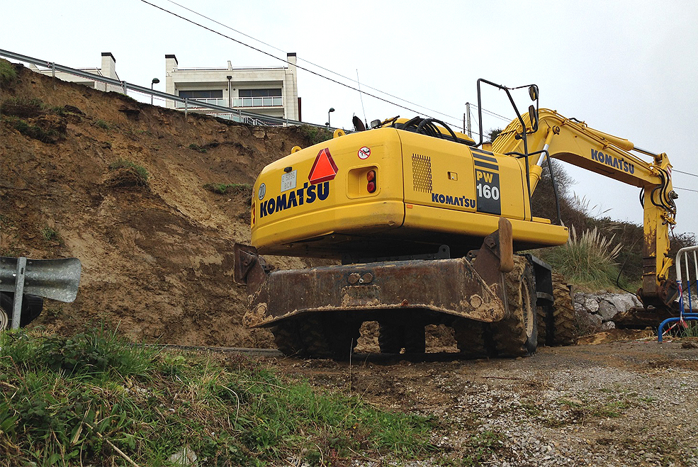 Mejoras de saneamiento en Tagle y recuperación del firme en la bajada a Los Cantos SuancesBajadaTresCantos