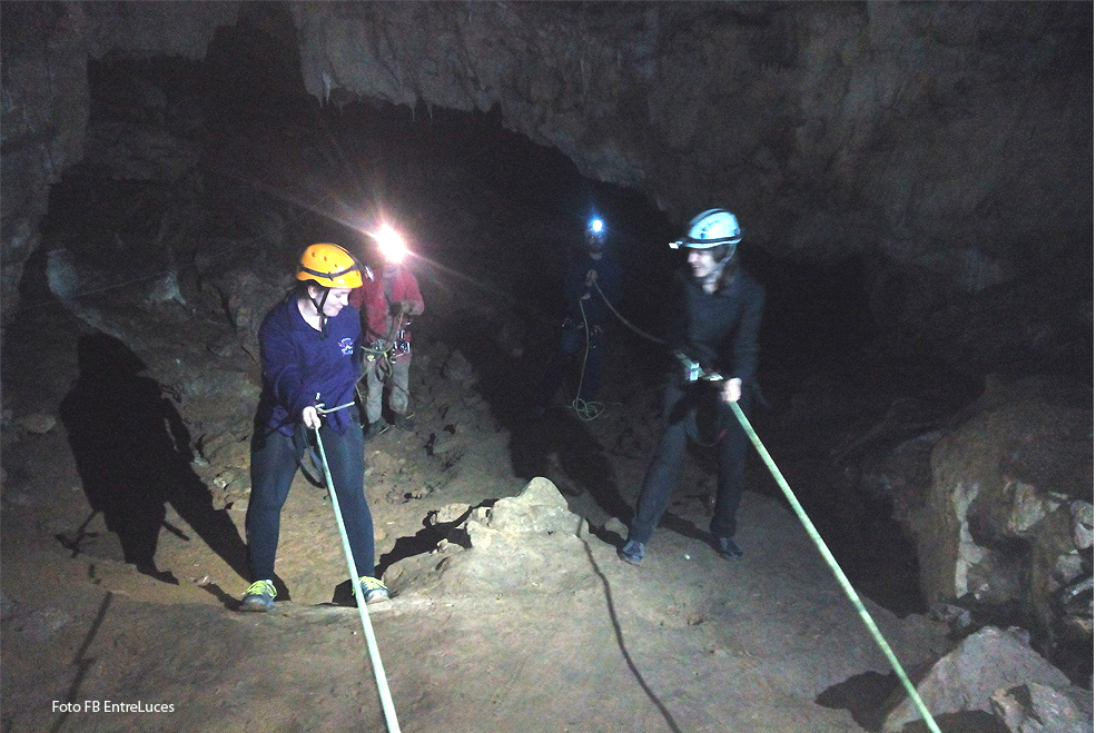 EntreLucesEspeleologia