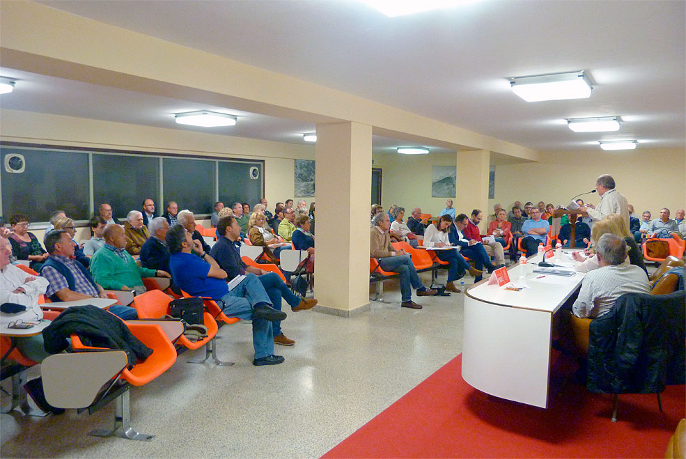 Los socialistas de Torrelavega dicen ‘No’ a Rajoy y piden un congreso extraordinario para elegir nuevo secretario PSOEAsambleaTorrelavega