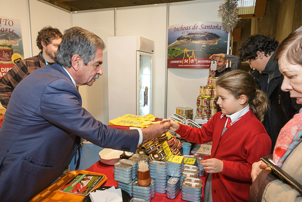 RevillaFeriaProducto2016