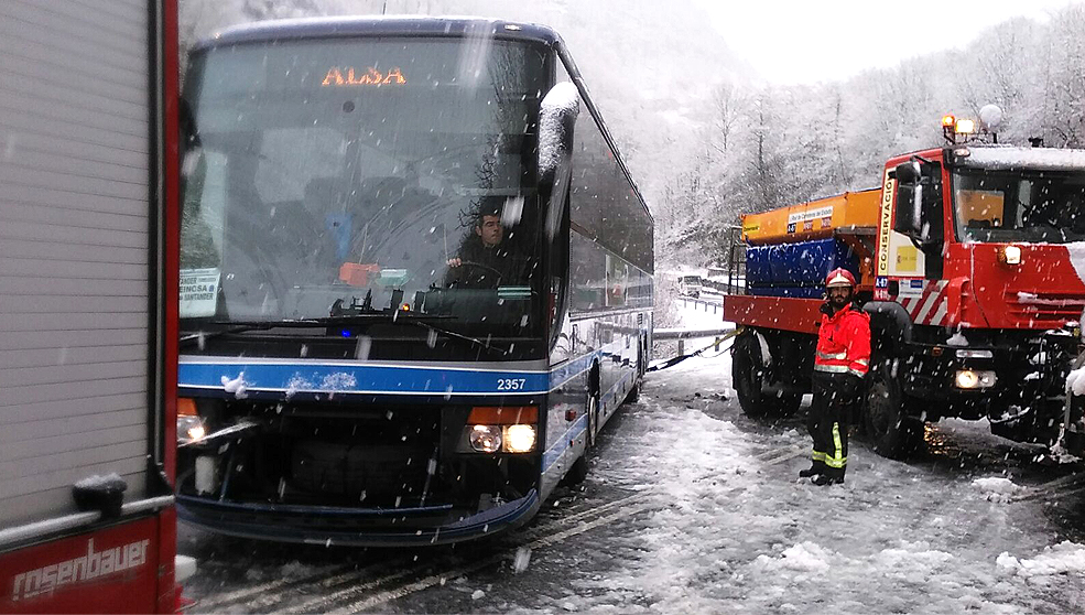 RescateAutobusBarcenaPie