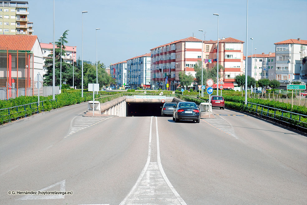 BarrioCovadongaTunel02