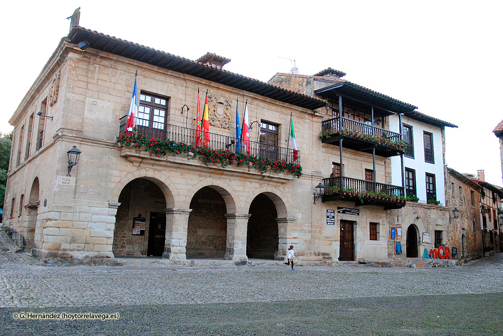 SantillanaAyto04