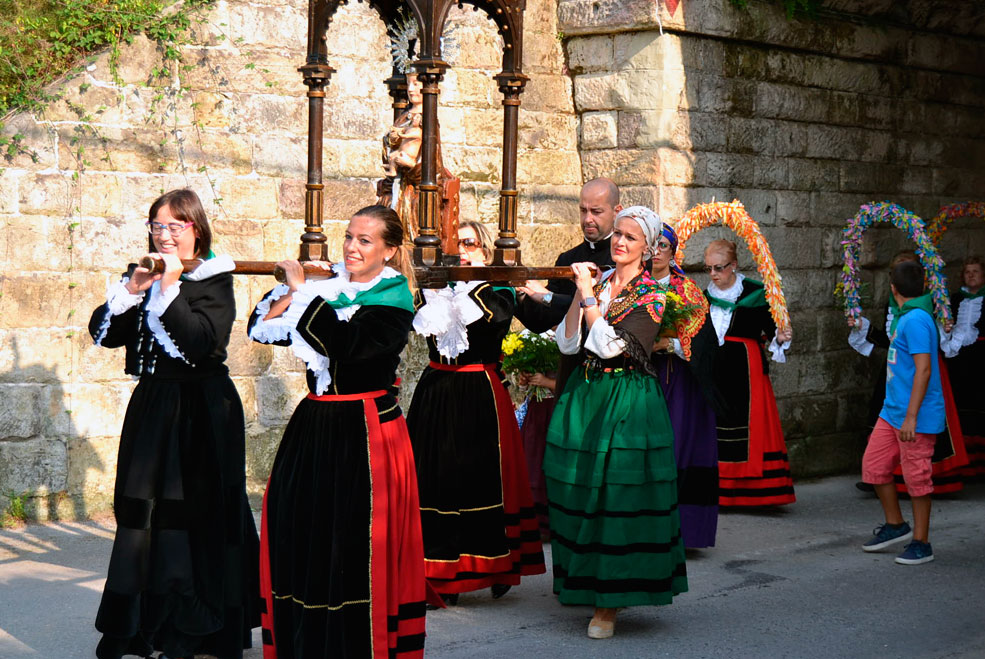 PielagosVirgenValenciaOfrendaFloral