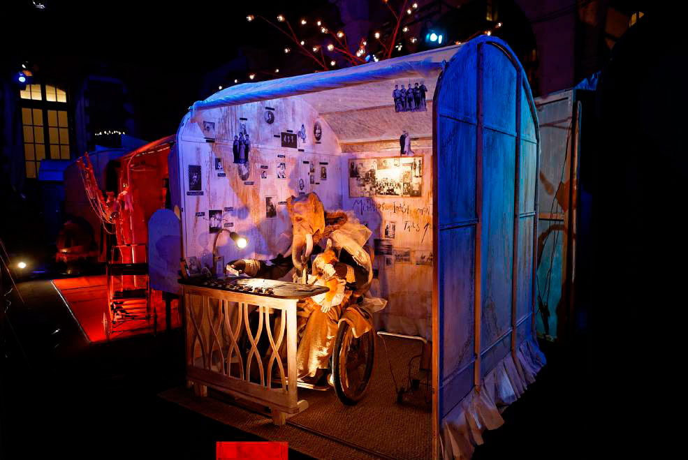 Los mágicos Les Irréels instalarán su campamento en la Plaza Mayor los días 2 y 3 de enero LesIrreels