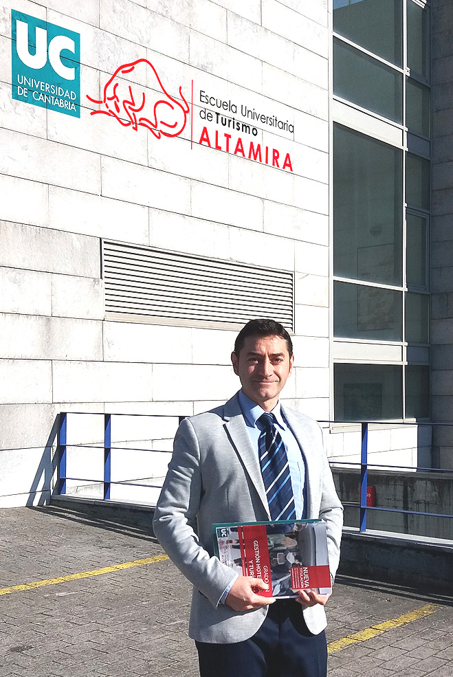 EscuelaTurismoAltamiraDirec
