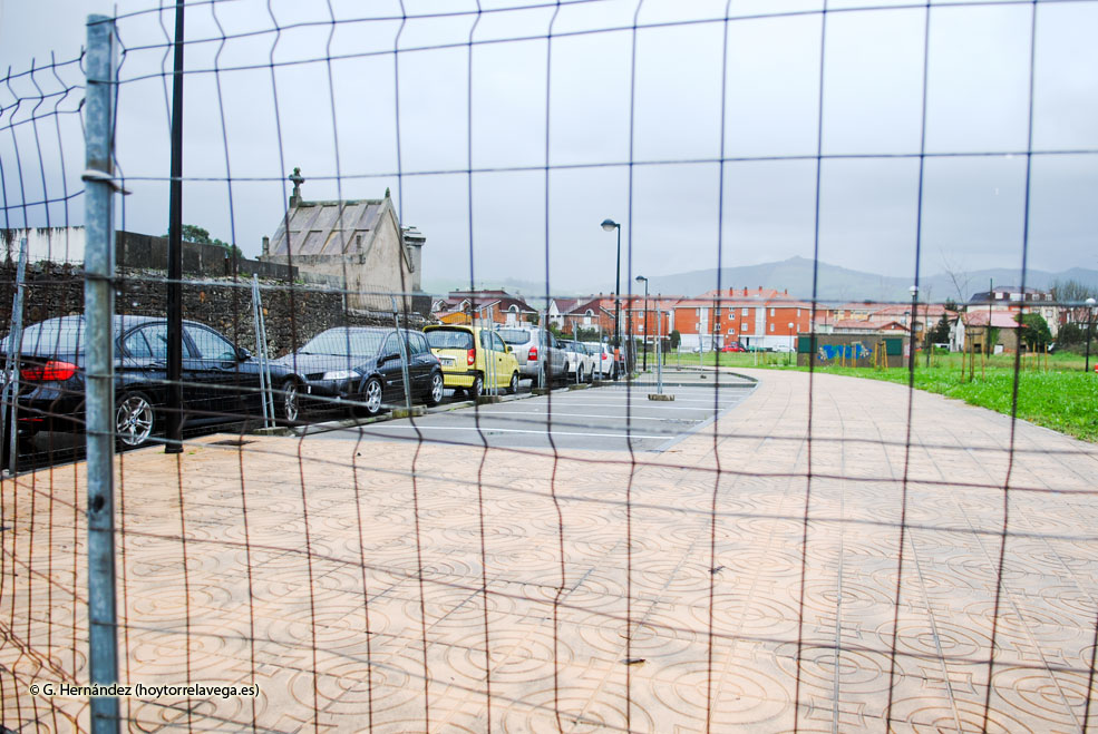 La recepción por parte del Ayuntamiento de la urbanización MI-4 permitirá utilizar nuevos aparcamientos y viales en Miravalles MiravallesSolarGeloria01