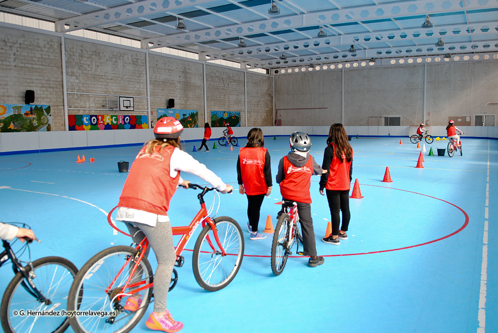 VueltaEspanaAulasCiclistasMiesVega