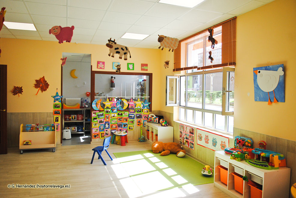EscuelaAnjanaInterior01
