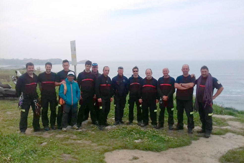 BomberosFormacionAcantilados