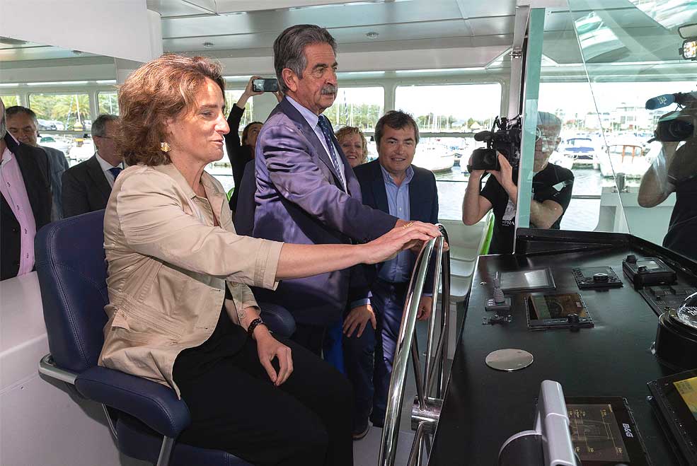 MinistraTransicionRevillaCa