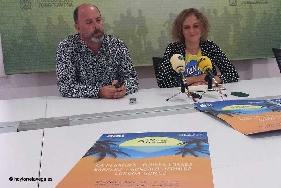 La Pegatina, Lorena Gómez, Moisés Losada, Nabalez y Gonzalo Hermida en el macroconcierto ‘Déjate llevar’ de Cadena Dial PSOEPortillaConciertoCadena