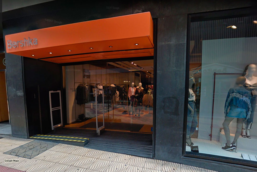 UGT convoca huelga en Bershka el 23 de noviembre tras el anuncio de cierre de su tienda de Torrelavega BerskaTorrelavega