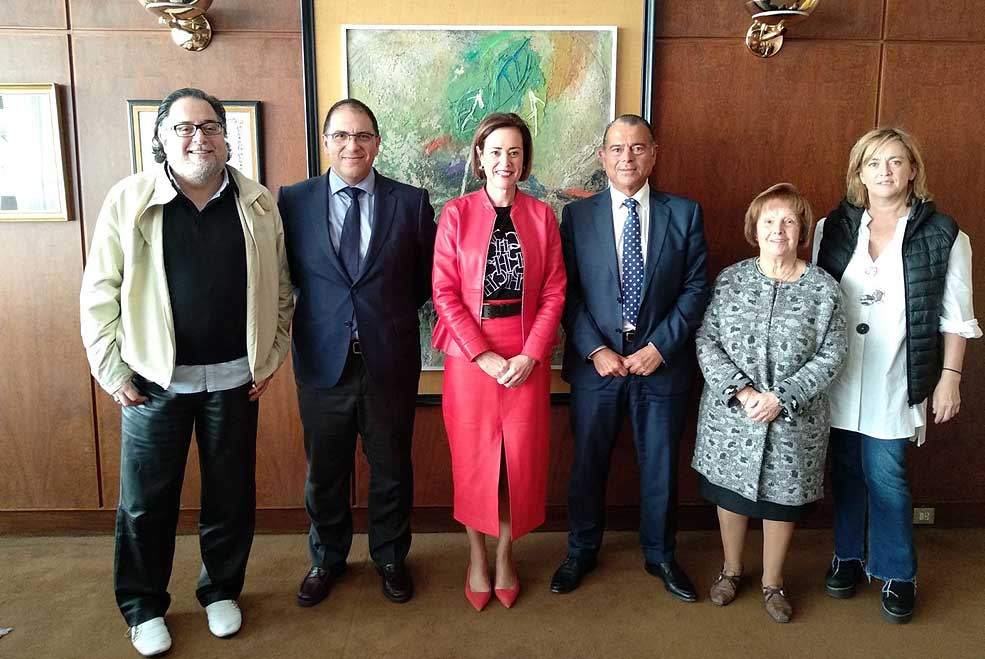 “Torrelavega debe mucho a la Cámara de Comercio”, asegura la candidata del Partido Popular PPMartaCamaraComercio