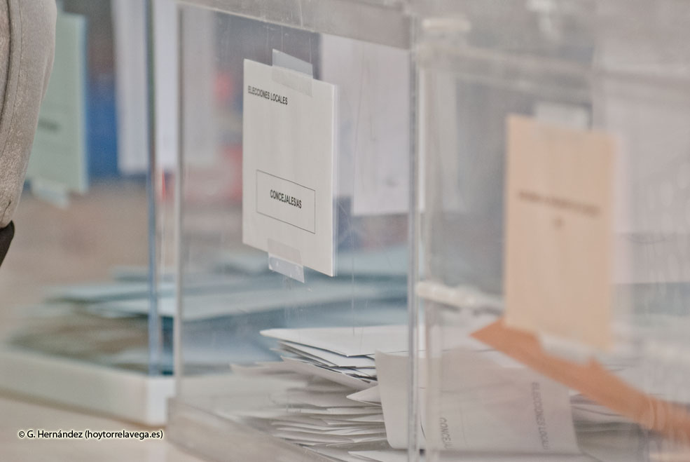 #26M El recuento de votos confirma que Vox se queda fuera de la Corporación de Torrelavega EleccionesMayo19Detalle1