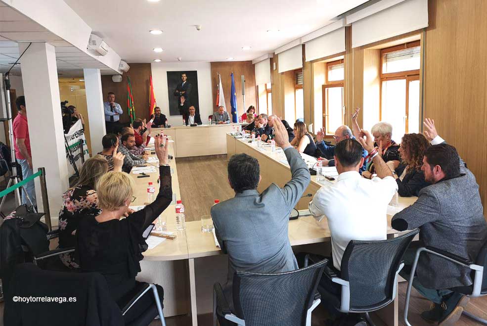 Plenocierrelegislatura1519