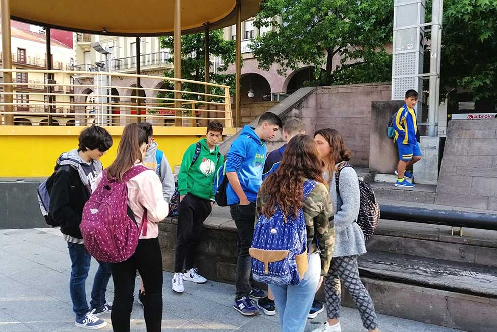 ColegioElSalvadorCaminosEsc