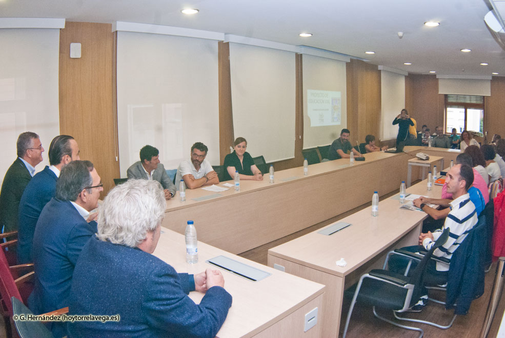 Caminos escolares seguros, una forma sostenible y saludable de acudir al colegio CaminosEscolaresReunion