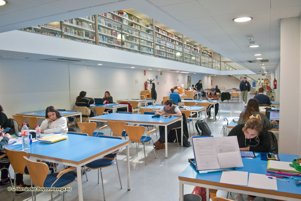 BibliotecaSalaLectura