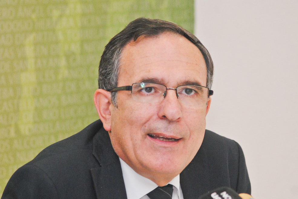 Cruz Viadero asegura que se va a “reorganizar” el servicio de limpieza de dependencias y no se plantean despidos Viadero05