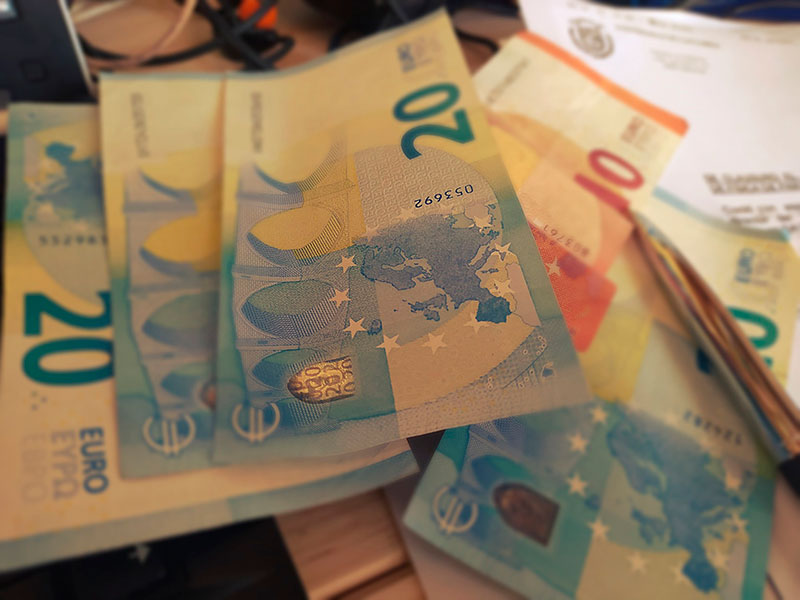 Dinero