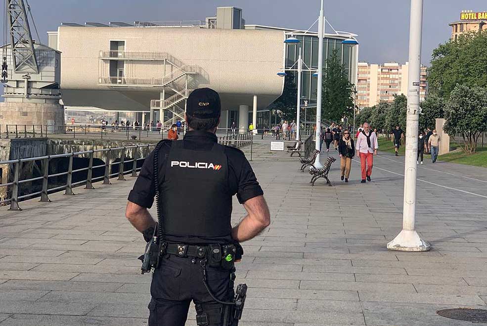 Cerca de 11.000 denuncias y 197 detenciones en Cantabria por incumplimientos del Estado de Alarma PoliciaNacionalCentroBotin