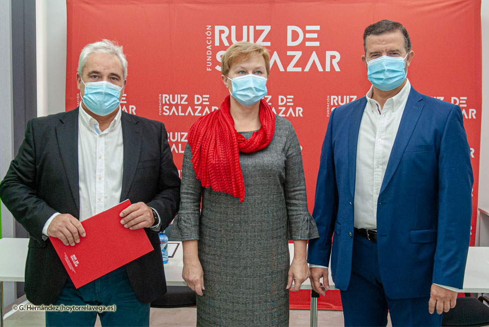 La Fundación Julio Ruiz de Salazar quiere ser “un medio” entre las necesidades sociales y la ayuda profesional FundacionRuizDeSalazar