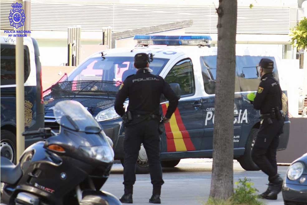 PoliciaNacionalfurgon