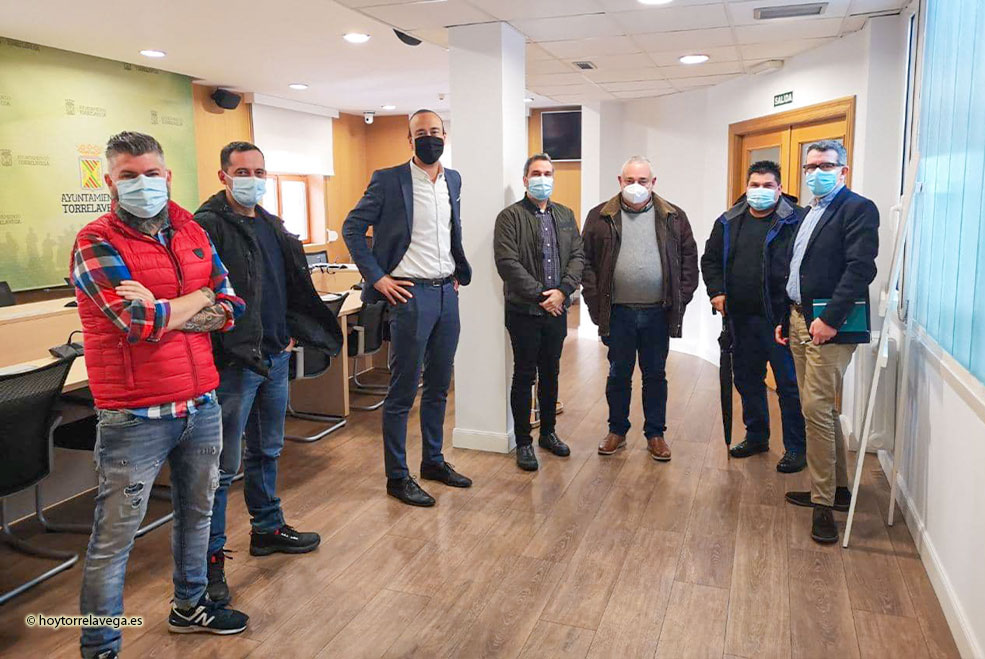 El comité de Sniace traslada al alcalde su preocupación por los anuncios de proyectos en terrenos de la empresa SniaceReunionEstrada2020