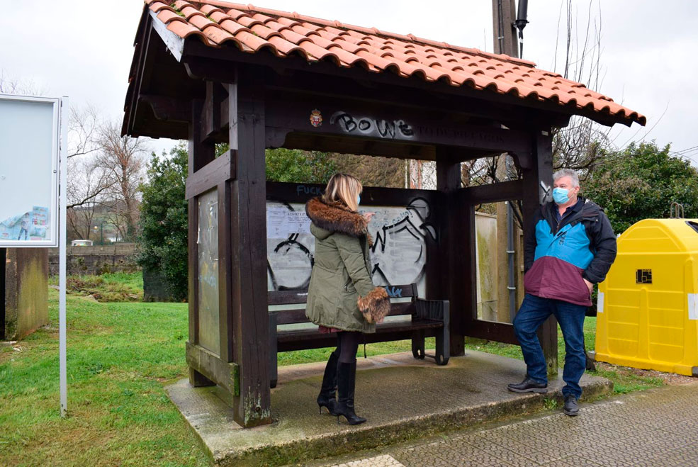 Arreglo de las marquesinas municipales vandalizadas en Piélagos PielagosMarquesinaPuenteArce