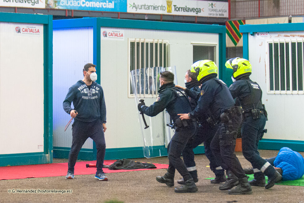 Simulacros de ataque terrorista suicida y de violencia de género extrema clausuran las Jornadas de Formación AMOK SimulacroAMOK