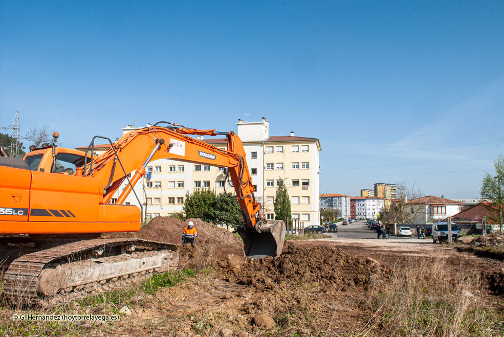 El nuevo aparcamiento en el Prado del Roble del Barrio Covadonga estará finalizado en dos semanas BarrioCovadongaPradoRobleObra