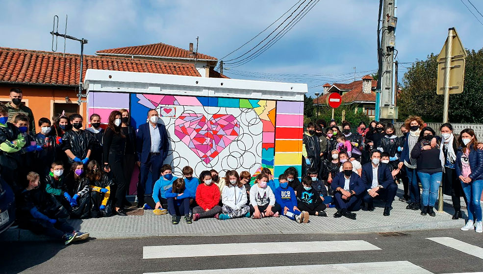 Los escolares torrelaveguenses decoran los cuadros eléctricos del municipio CuadrosElectricosColegioTanos