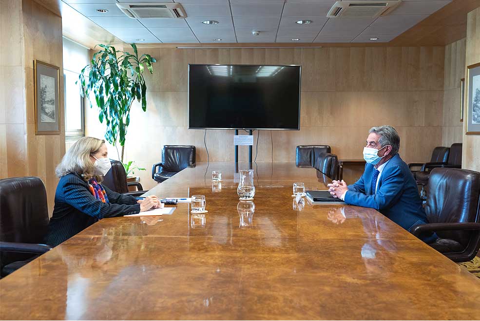 Revilla destaca el “entusiasmo” de Calviño con los proyectos de Cantabria para los fondos europeos de recuperación MinistraCalvinoRevilla