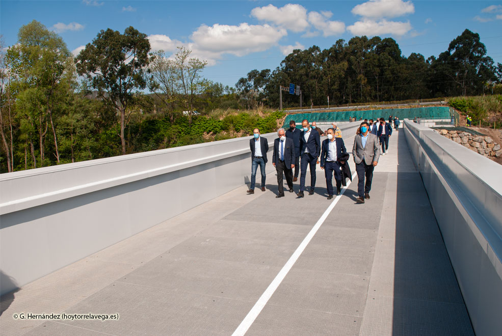 PasarelaBesayaInauguracion