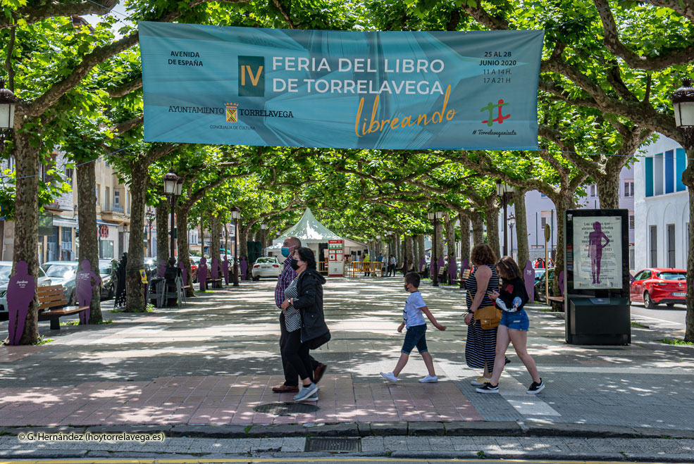 Inaugurada la IV Feria del Libro de Torrelavega ‘Libreando’ FeriaLibro2021