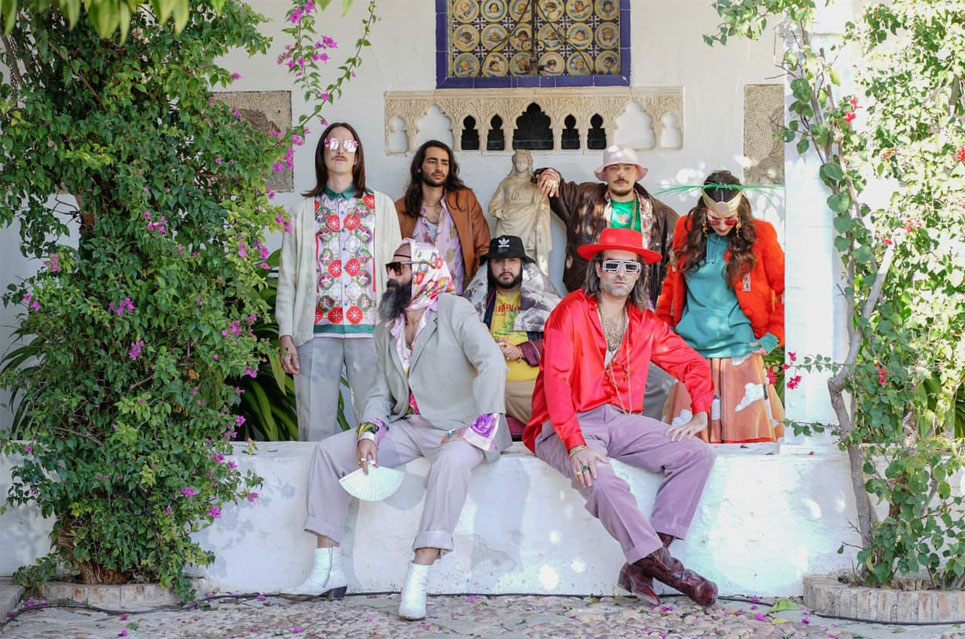 La fusión de Califato 3/4 desembarca este sábado en Torrelavega en Vivo Califato