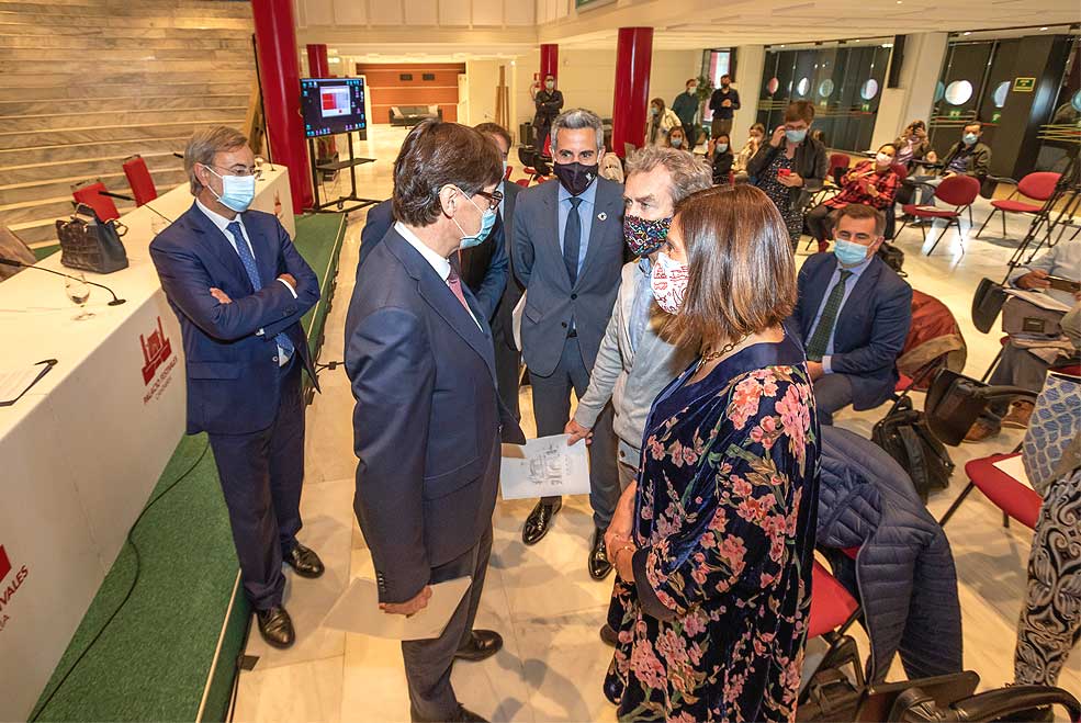 Salvador Illa y Fernando Simón participan en un curso sobre la transparencia en la gestión informativa de la COVID IllaSimoncursoCEARC