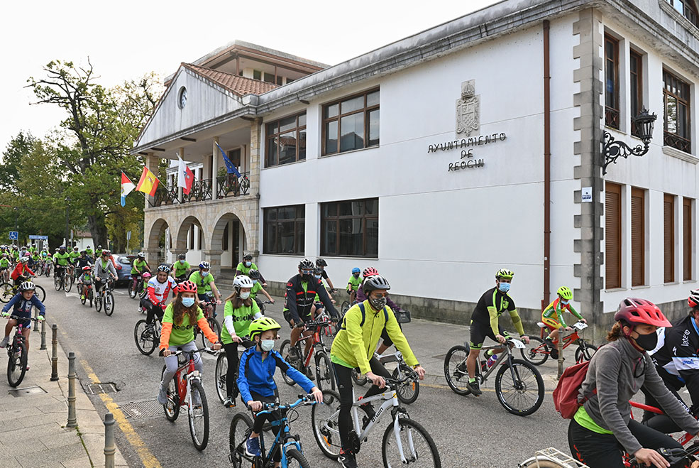 Gran participación en el XIII Día de la Bicicleta de Reocín ReocinDiaBicicleta
