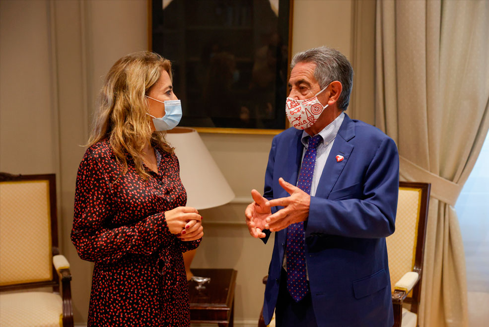 RevillaMinistraTransportes