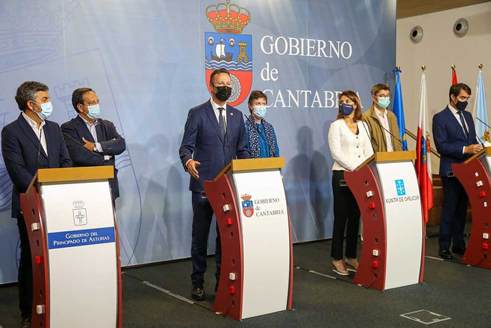 Cantabria, Asturias, Galicia y Castilla y León consiguen paralizar la aprobación de la Estrategia del lobo del Ministerio LoboAutonomiasNorte