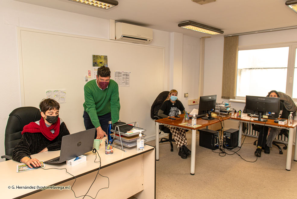 BustilloTrabajadorasCorporaciones