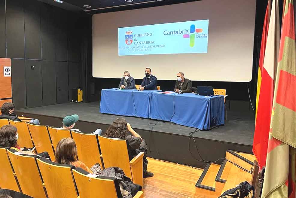 López Estrada inaugura las Jornadas ALTERA 2022 que organiza la Escuela de Arte de Cantabria ‘Roberto Orallo’ EscuelaArteJornadas2022