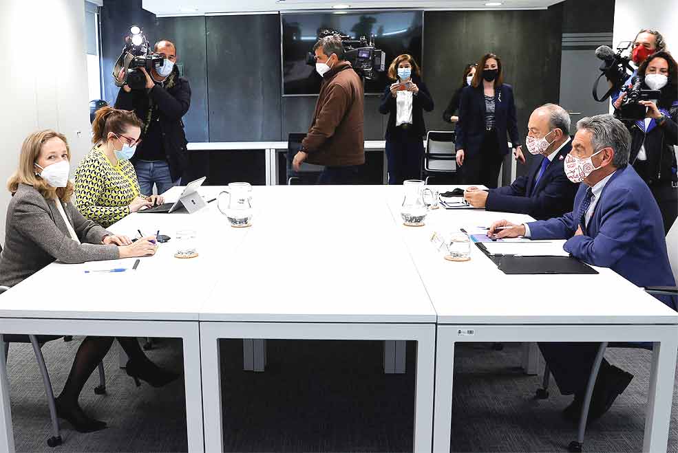 RevillaMinistraCalvinoMadri