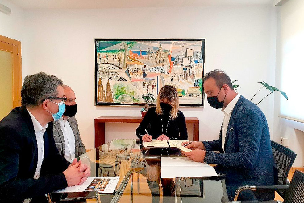 Piélagos pagará a Torrelavega 50.000 euros anuales por el Servicio Contra Incendios ConvenioPielagosBomberos