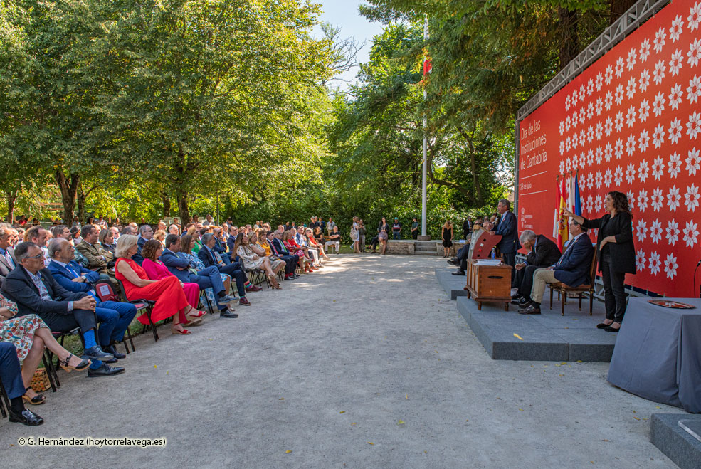 Miguel Ángel Revilla apela al orgullo y al optimismo en su mensaje en el Día de las Instituciones DiaInstituciones2022