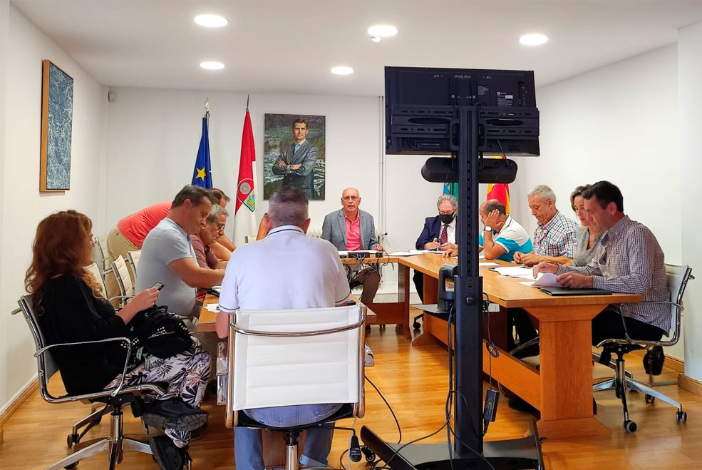 El PP de Miengo denuncia el «despotismo» del alcalde y su falta de apoyo a los vecinos MiengoPlenoGenerica