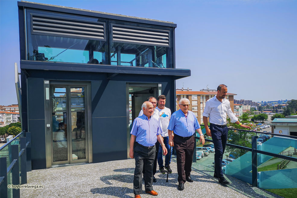 NuevaCiudadAscensorInauguracion