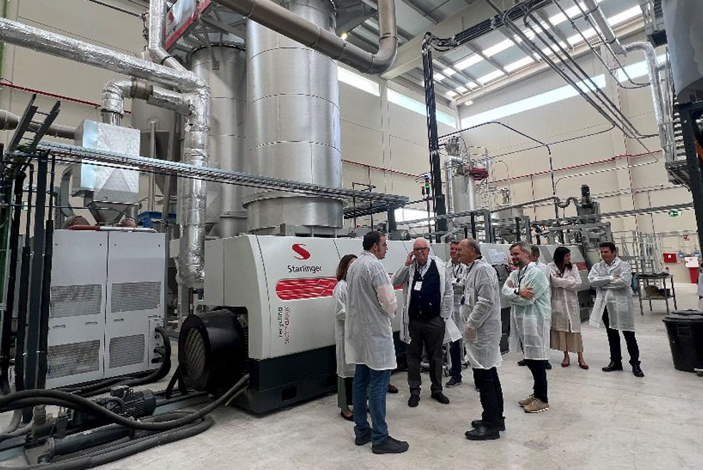 Industria respalda el crecimiento de Formaspack y OMT Recycling Project con ayudas por valor de 320.000 euros FormaspackvisitaIndustria