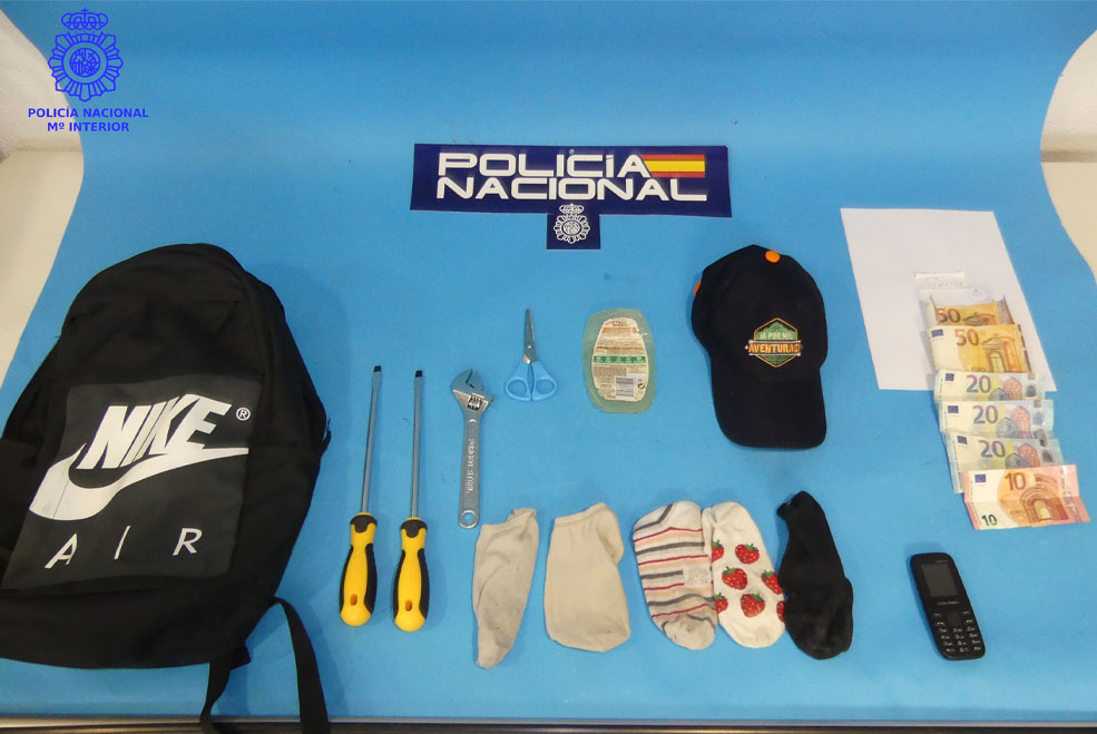 Policiadetenidasrobosviviendas